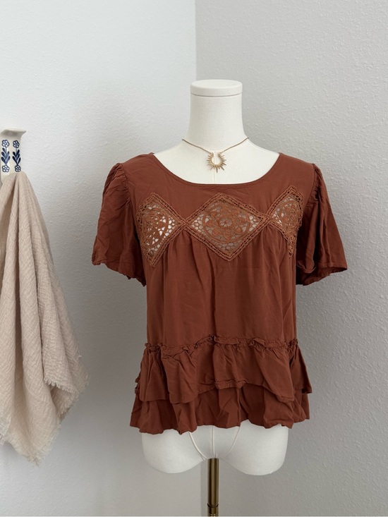 Rusttydustty Tops - Rusttydustty Boho Lace Detail Top Size XL